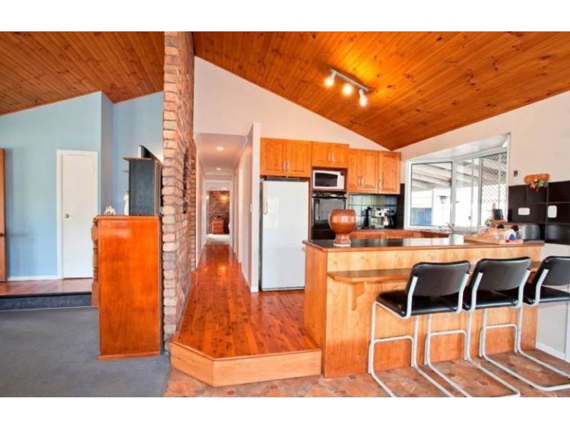 72 Gatton Creek Road, Withcott QLD 4352