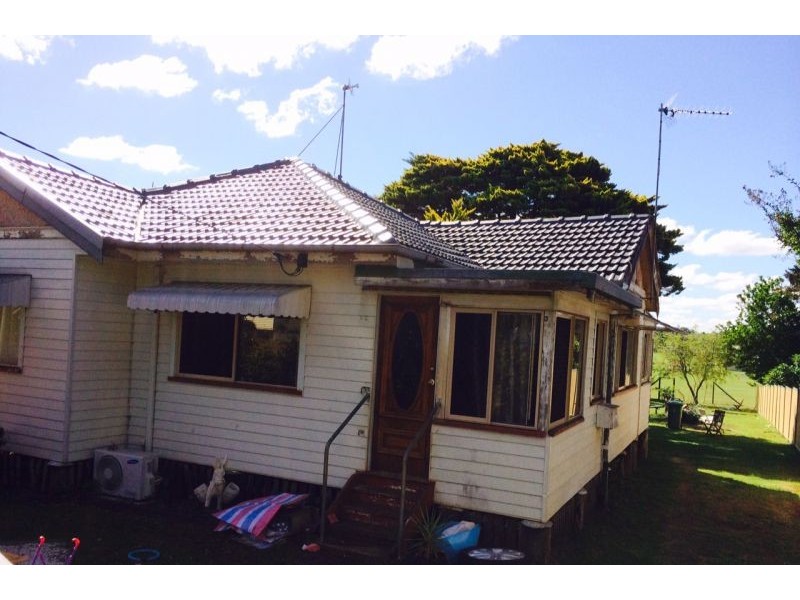 37 Dalmeney Street, Wilsonton QLD 4350