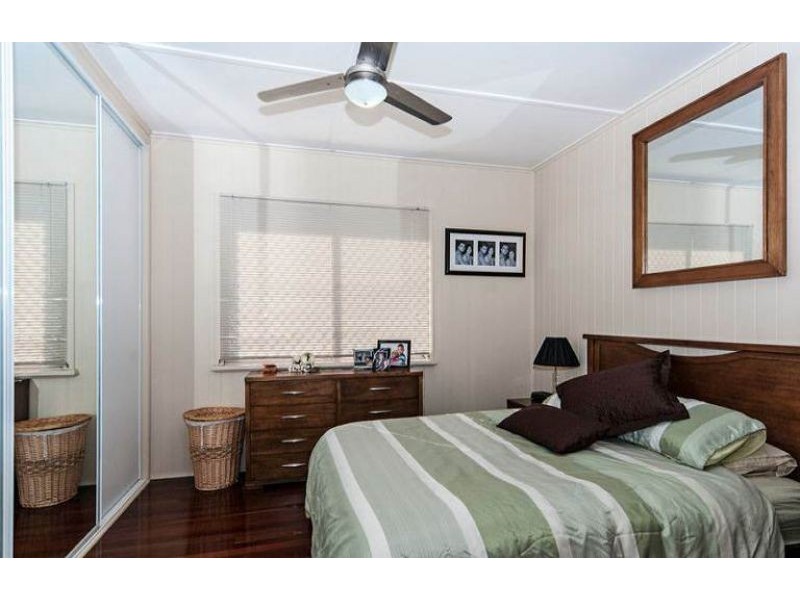 13 Whichello Street, Newtown QLD 4350