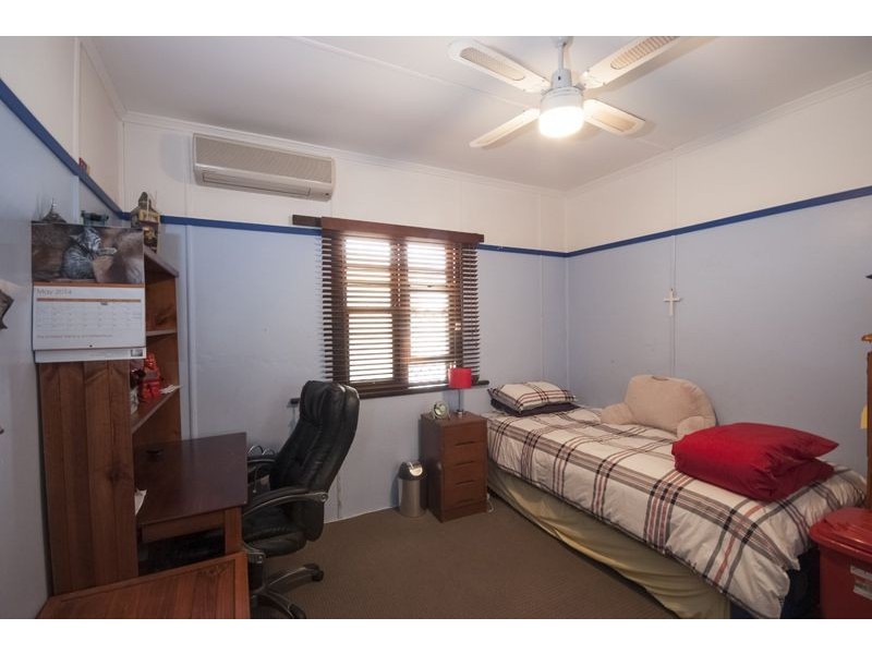 132 South Street, Centenary Heights QLD 4350