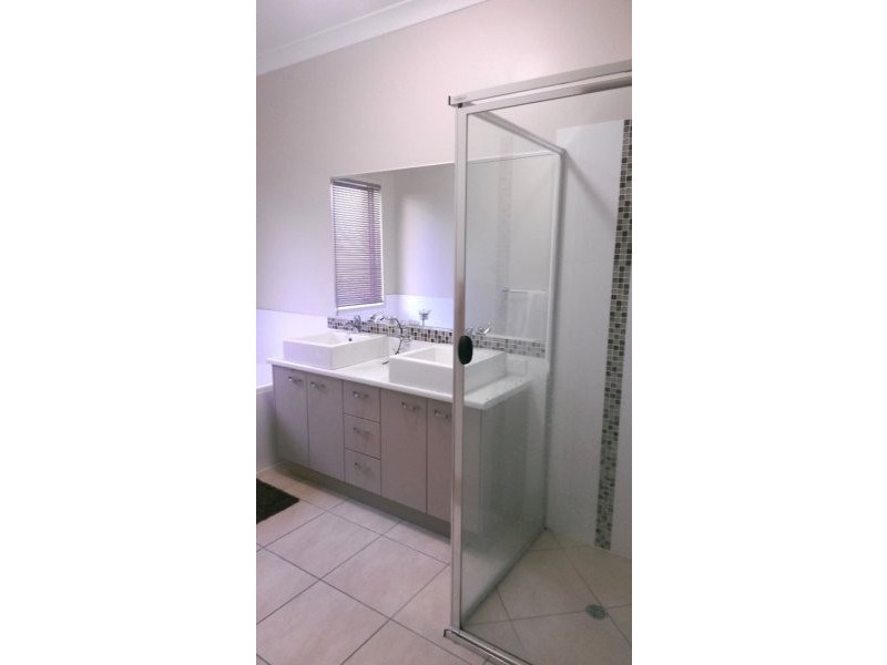 2 Nebo Street, Caloundra West QLD 4551