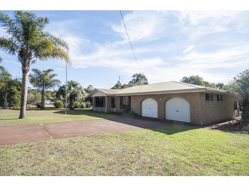 12 Gladswood Drive, Highfields QLD 4352