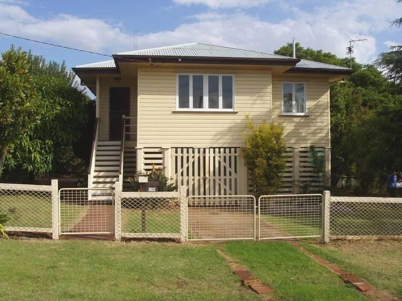 130 North Street, North Toowoomba QLD 4350