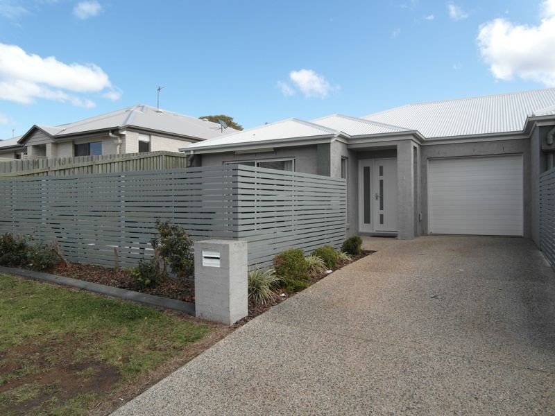 3/13 Sambar Court, Kearneys Spring QLD 4350