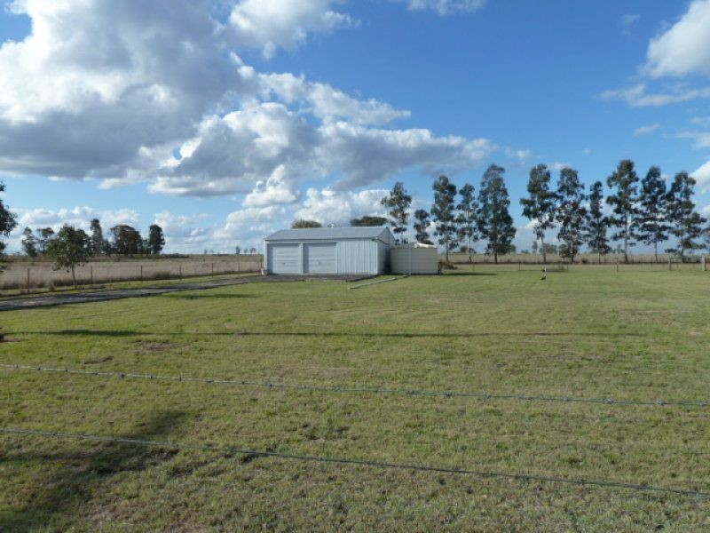 5-7 Railway Street, Bowenville QLD 4404