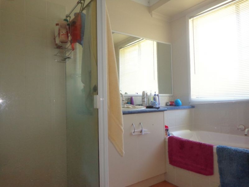 28 Manor Street, Drayton QLD 4350