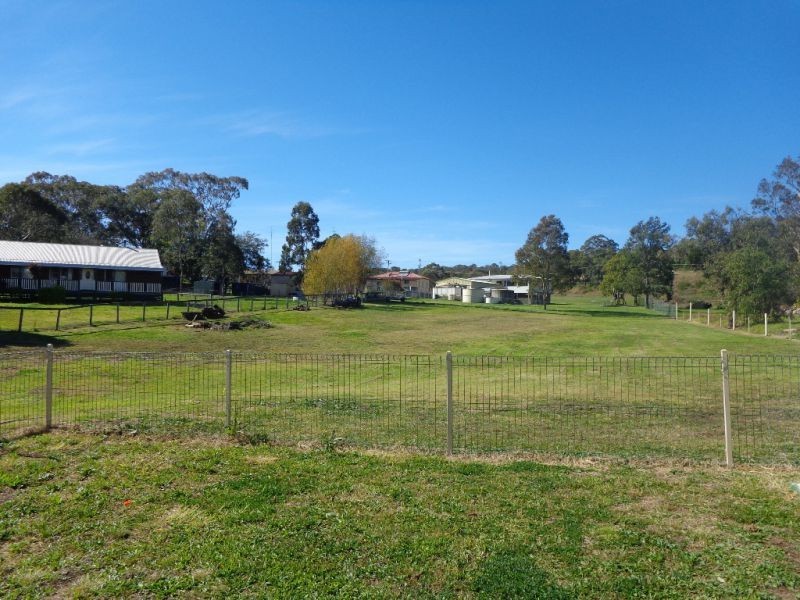 28 Manor Street, Drayton QLD 4350