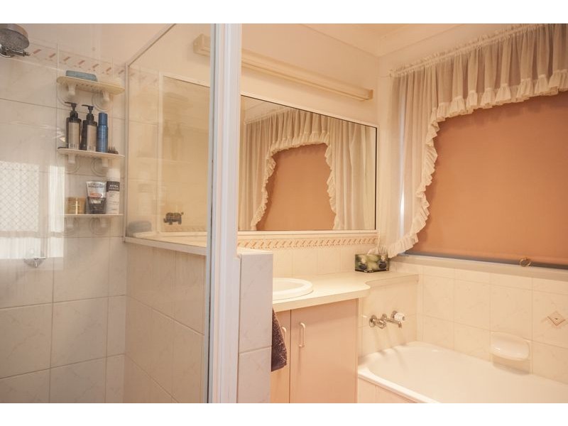 2 Nolan Court, Darling Heights QLD 4350