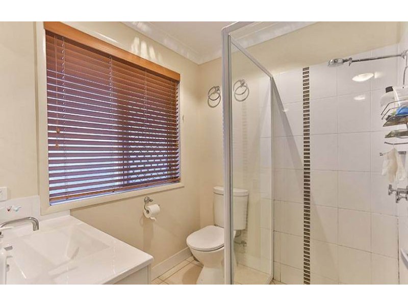 17 Debbie Court, Oakey QLD 4401