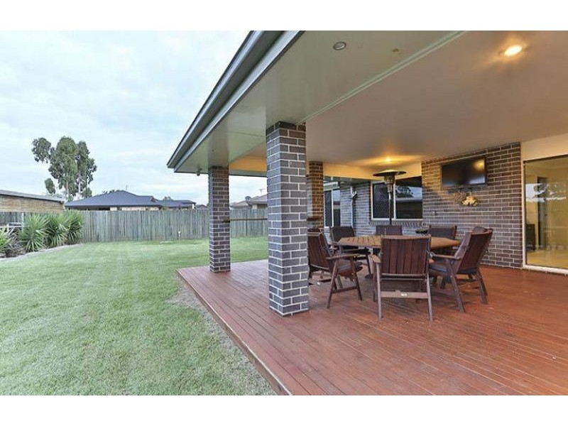 17 Debbie Court, Oakey QLD 4401