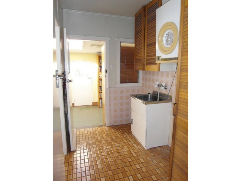 34 Mina Street, Rangeville QLD 4350