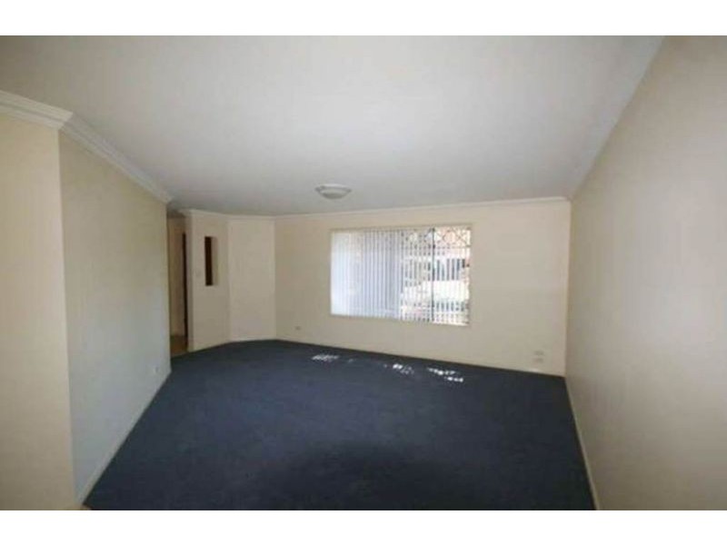 16 Christopher Court, Harristown QLD 4350