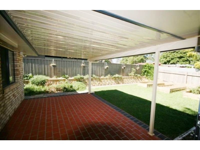 16 Christopher Court, Harristown QLD 4350