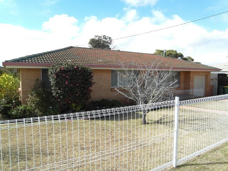 19 Corriedale Cres, Harristown QLD 4350