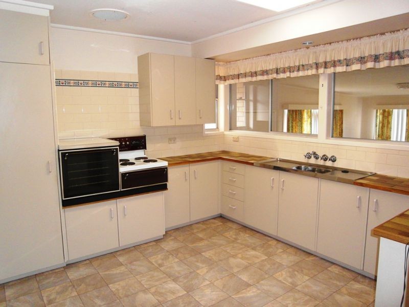 19 Corriedale Cres, Harristown QLD 4350