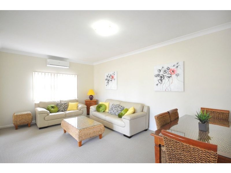 301 Tor Street, Wilsonton QLD 4350