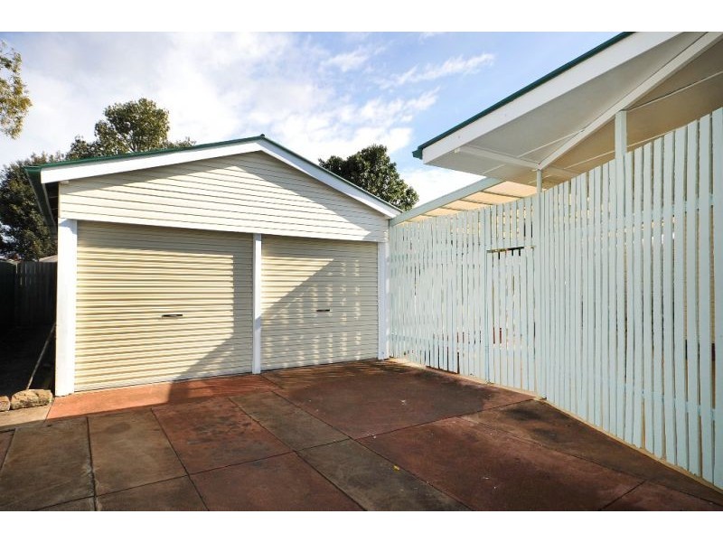 301 Tor Street, Wilsonton QLD 4350