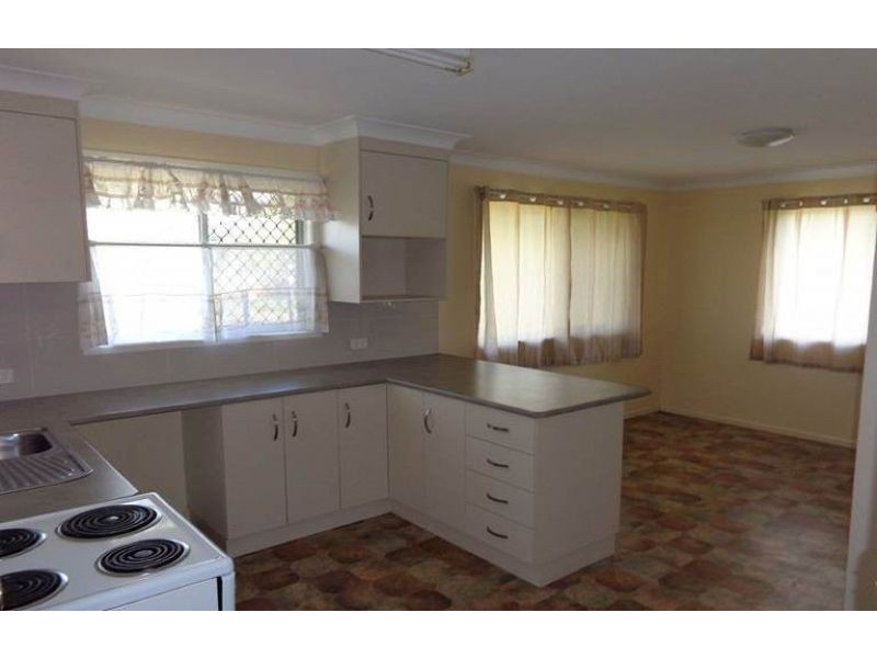 1 Koenig Court, Wilsonton QLD 4350