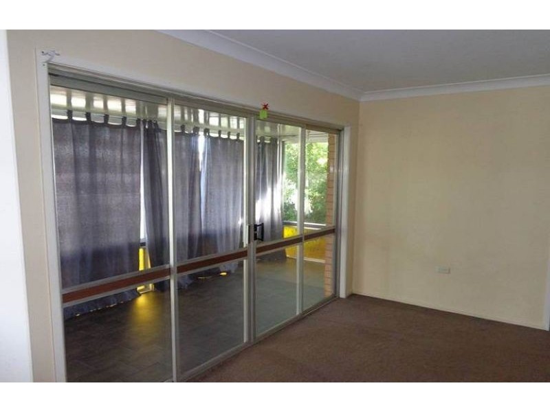 1 Koenig Court, Wilsonton QLD 4350