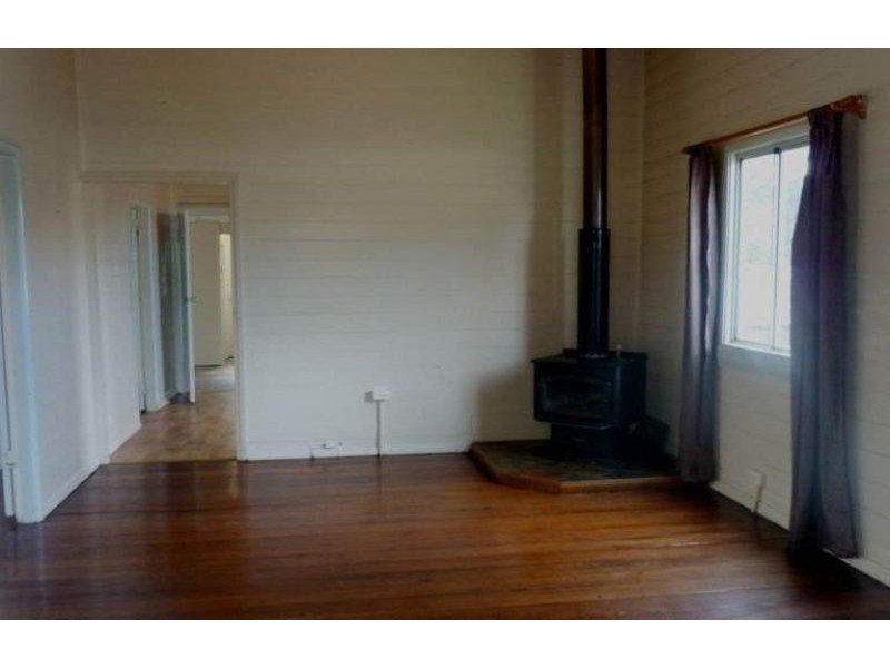 28 Clairmont Street, Newtown QLD 4350