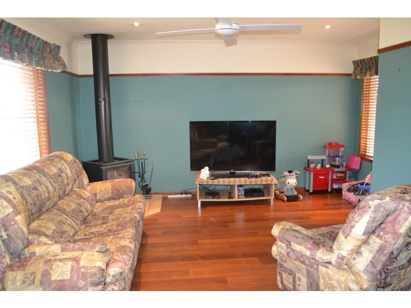 11 McDonald Court, Wyreema QLD 4352