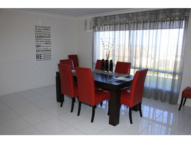 41 Sommariva, Westbrook QLD 4350