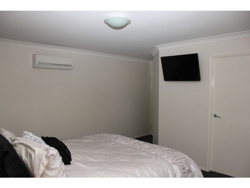 41 Sommariva, Westbrook QLD 4350