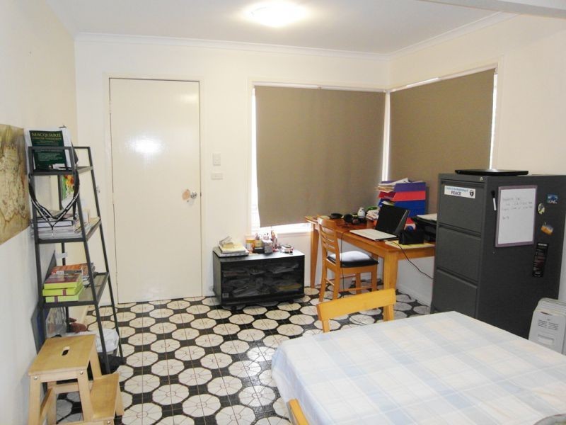 8 Leichhardt Street, Centenary Heights QLD 4350