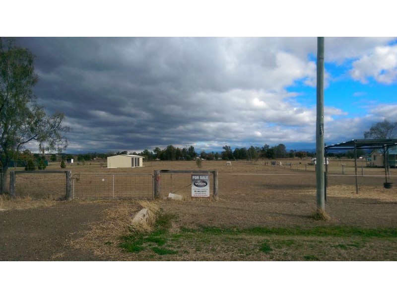 6 Sunwest Court, Plainland QLD 4341