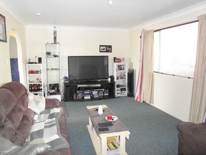 2 Simon Street, Rockville QLD 4350