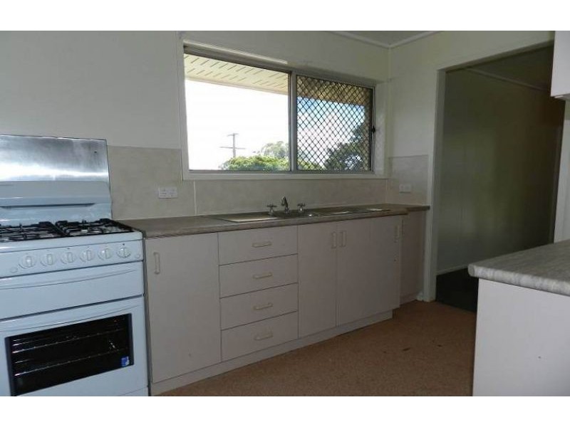 21 Festival Street, Rockville QLD 4350