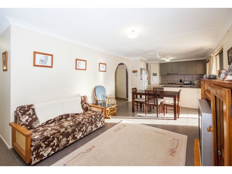 33 Redwood Street, Newtown QLD 4350