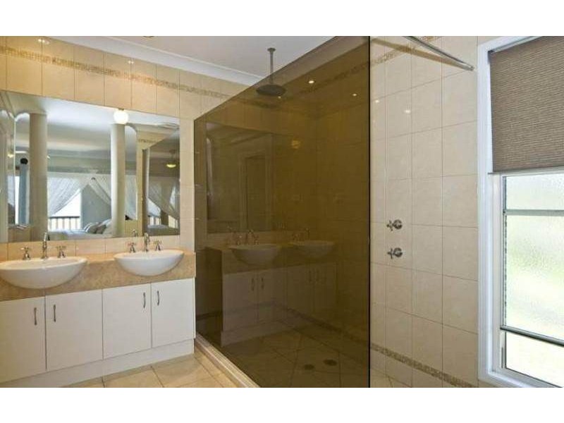 3 Graham Court, Hodgson Vale QLD 4352