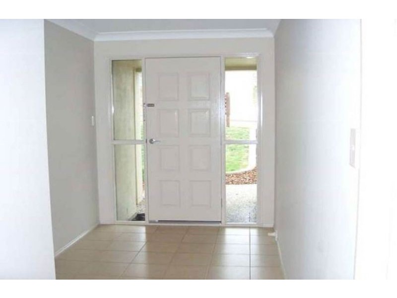 7 Samuel Court, Darling Heights QLD 4350