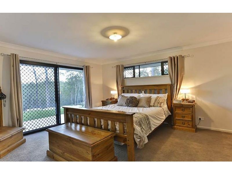 125 Larnook Street, Upper Lockyer QLD 4352