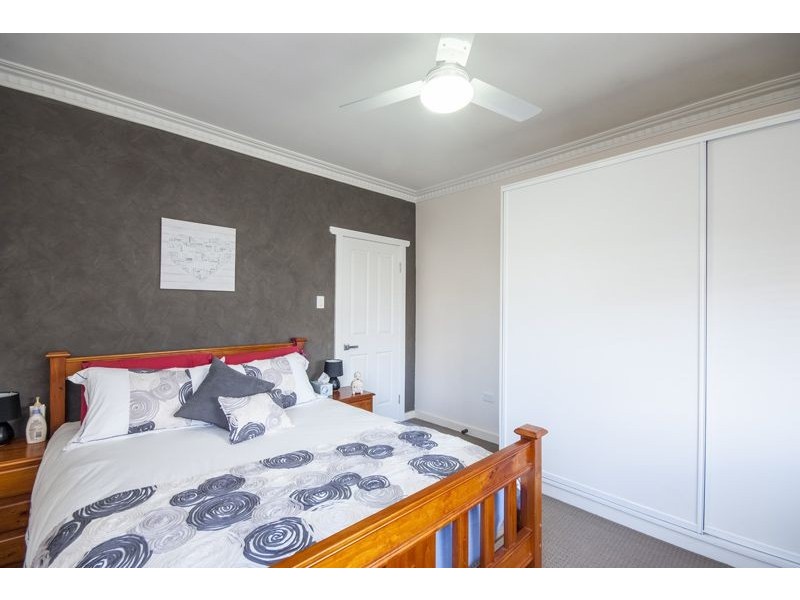 5a Monash Street, Newtown QLD 4350