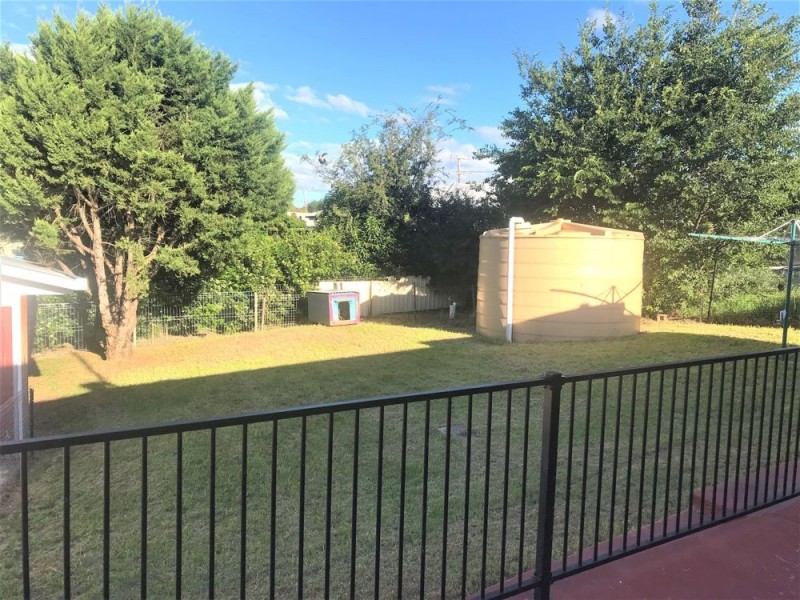 12 Hillside Street, Newtown QLD 4350