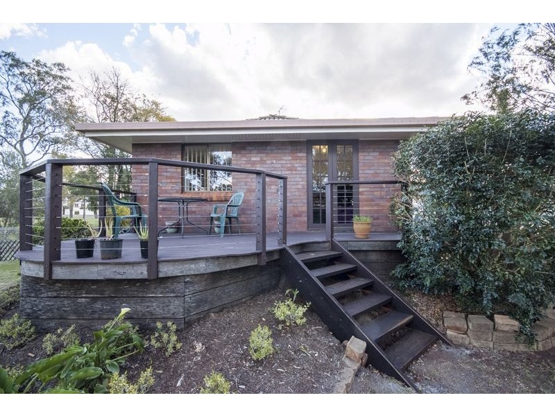 2/4 Burton Street, Harristown QLD 4350