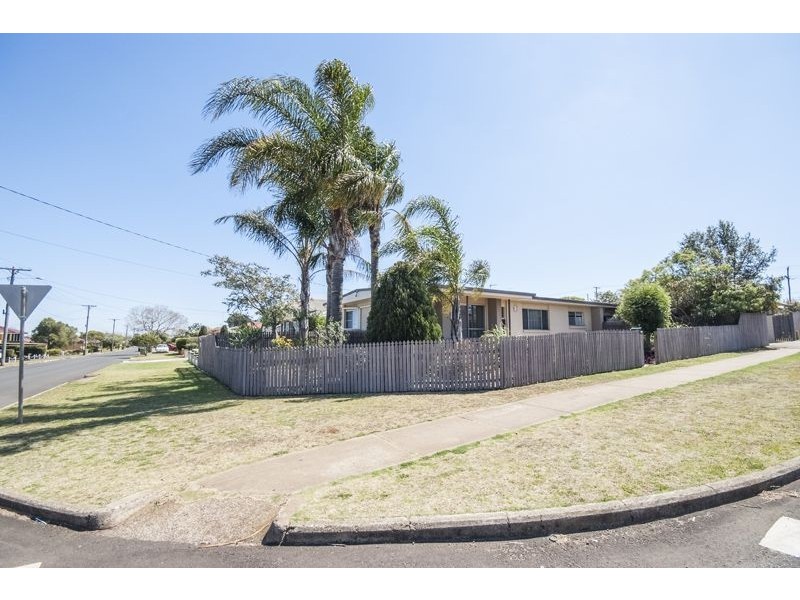3 Richmond Drive (31 Router Street), Wilsonton QLD 4350