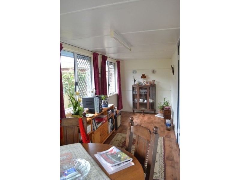 60 Taylor Street, Newtown QLD 4350