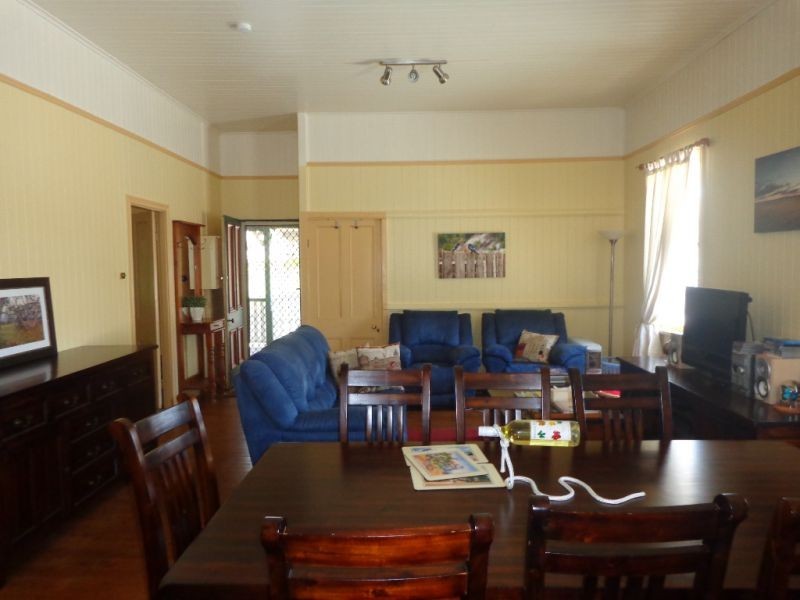 3 Chamberlain Street, North Toowoomba QLD 4350