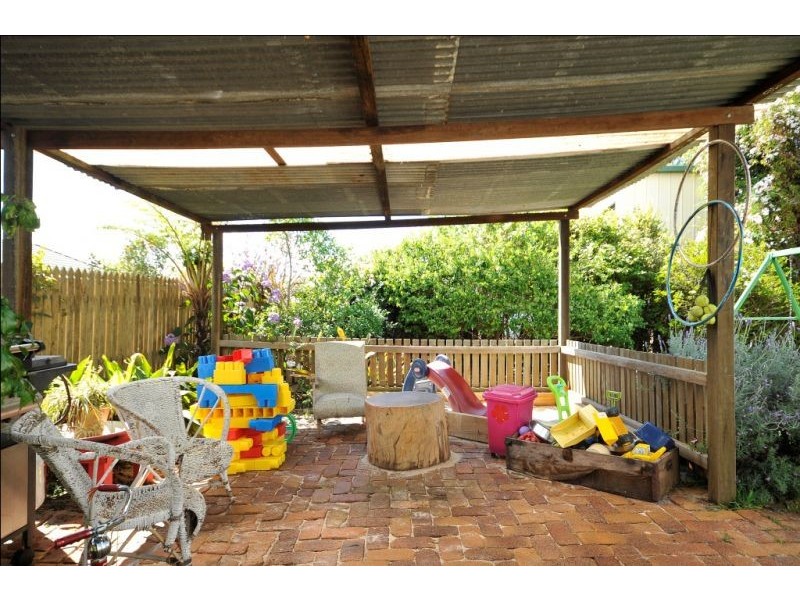 96 Holberton Street, Newtown QLD 4350