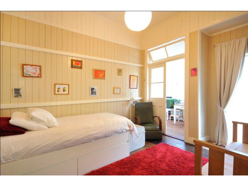 96 Holberton Street, Newtown QLD 4350