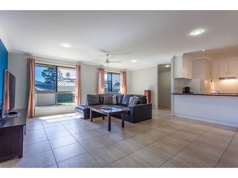 166d South Street, Centenary Heights QLD 4350