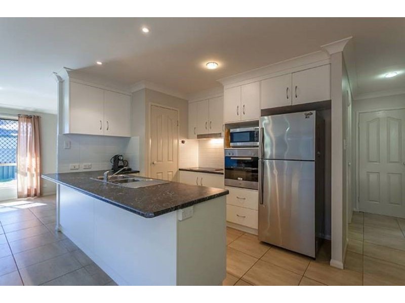 166d South Street, Centenary Heights QLD 4350