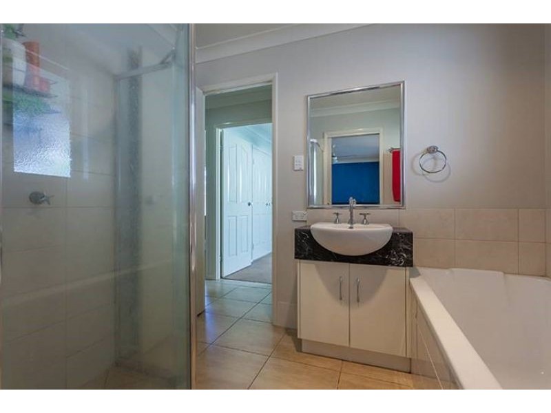 166d South Street, Centenary Heights QLD 4350