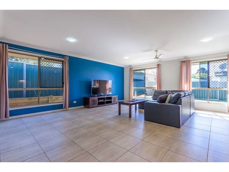 166d South Street, Centenary Heights QLD 4350