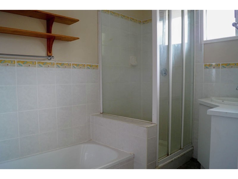 2 Simon Street, Rockville QLD 4350