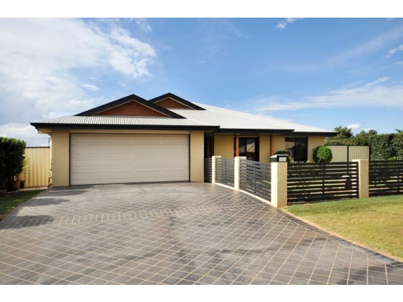 25 Lavarack Street, Darling Heights QLD 4350