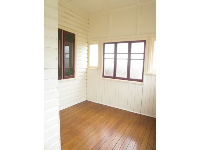 6 Stephen Street, South Toowoomba QLD 4350